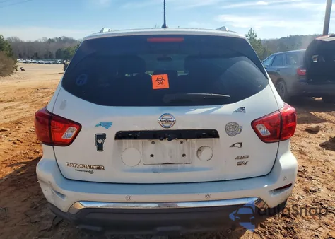 2018 Nissan Pathfinder S from USA, damaged, VIN 5N1DR2MM6JC635526